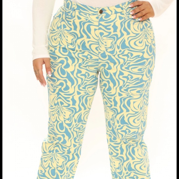 NWT SZ 18 Fashion Nova Swirl Mod Print Straight Leg Jean - Picture 2 of 4